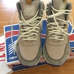 Nike Shoes - Nike sneakers Nike Shoes - Nike sneakers